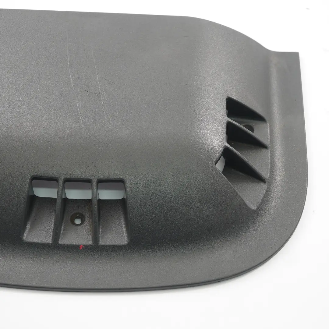 Rejilla ventilación delantera Cubierta del panel para Mercedes Vito W639 con número de pieza A6398311160 Mercedes Vito W639 Rejilla ventilación delantera Cubierta del panel - SKU A6398311160 - Número de pieza A6398311160