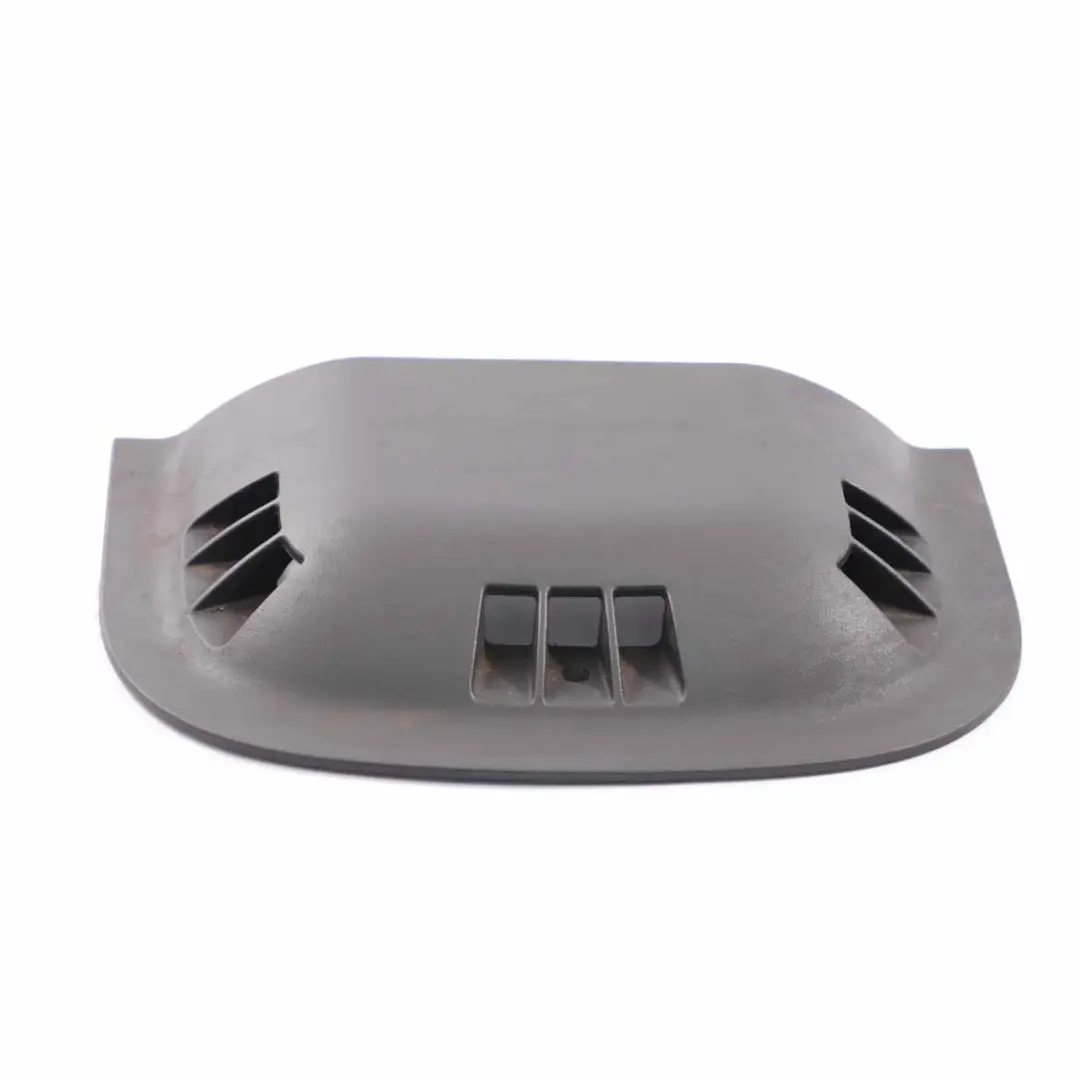 Panneau d'habillage de la grille d'aération avant pour Mercedes Vito W639 à propos du numéro de pièce A6398311260 Mercedes Vito W639 Panneau d'habillage de la grille d'aération avant - SKU A6398311260 - Numéro de pièce A6398311260