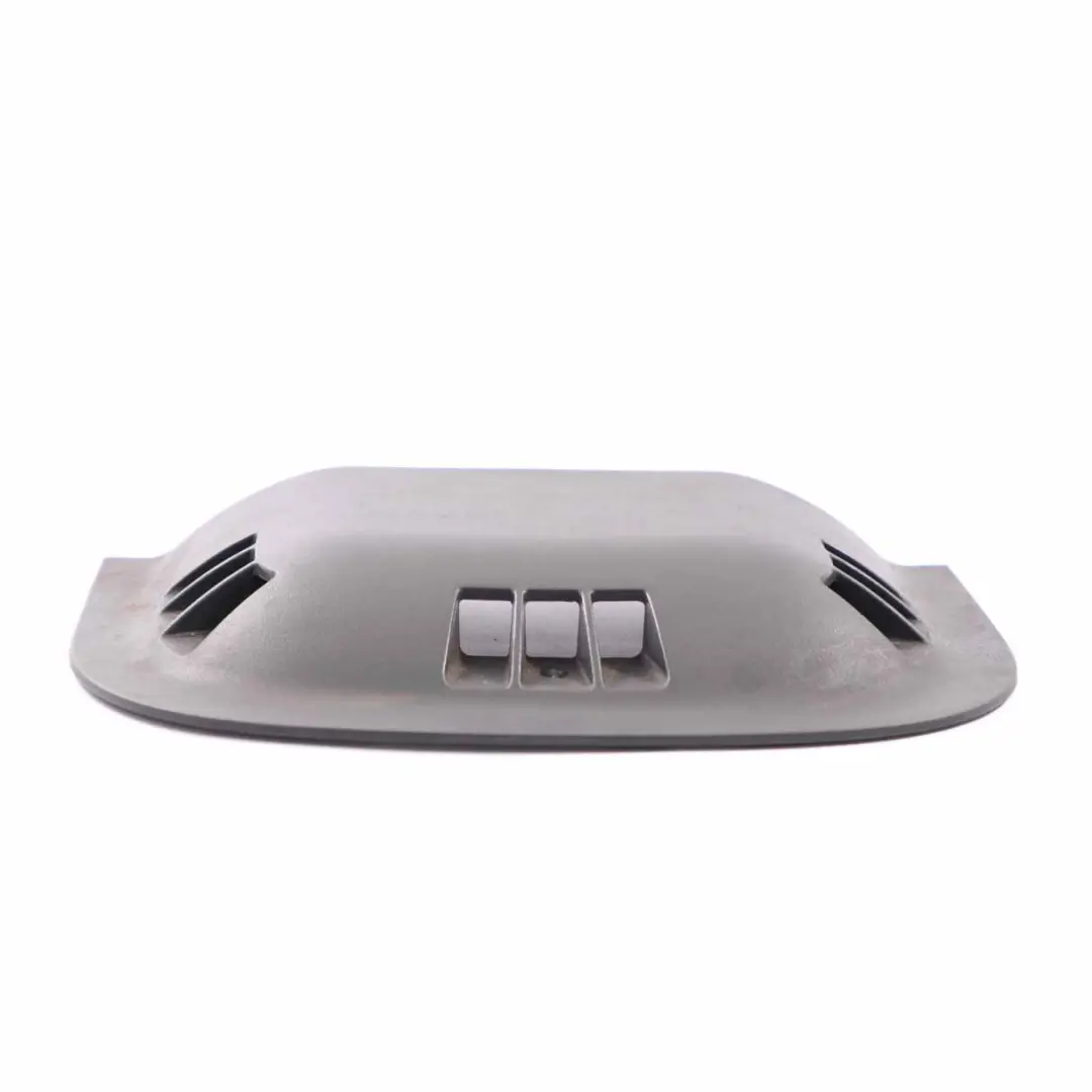 bocchetta d'aria anteriore griglia copertura pannello per Mercedes W639 con numero di parte A6398311260 Mercedes W639 bocchetta d'aria anteriore griglia copertura pannello - SKU A6398311260 - Numero di parte A6398311260