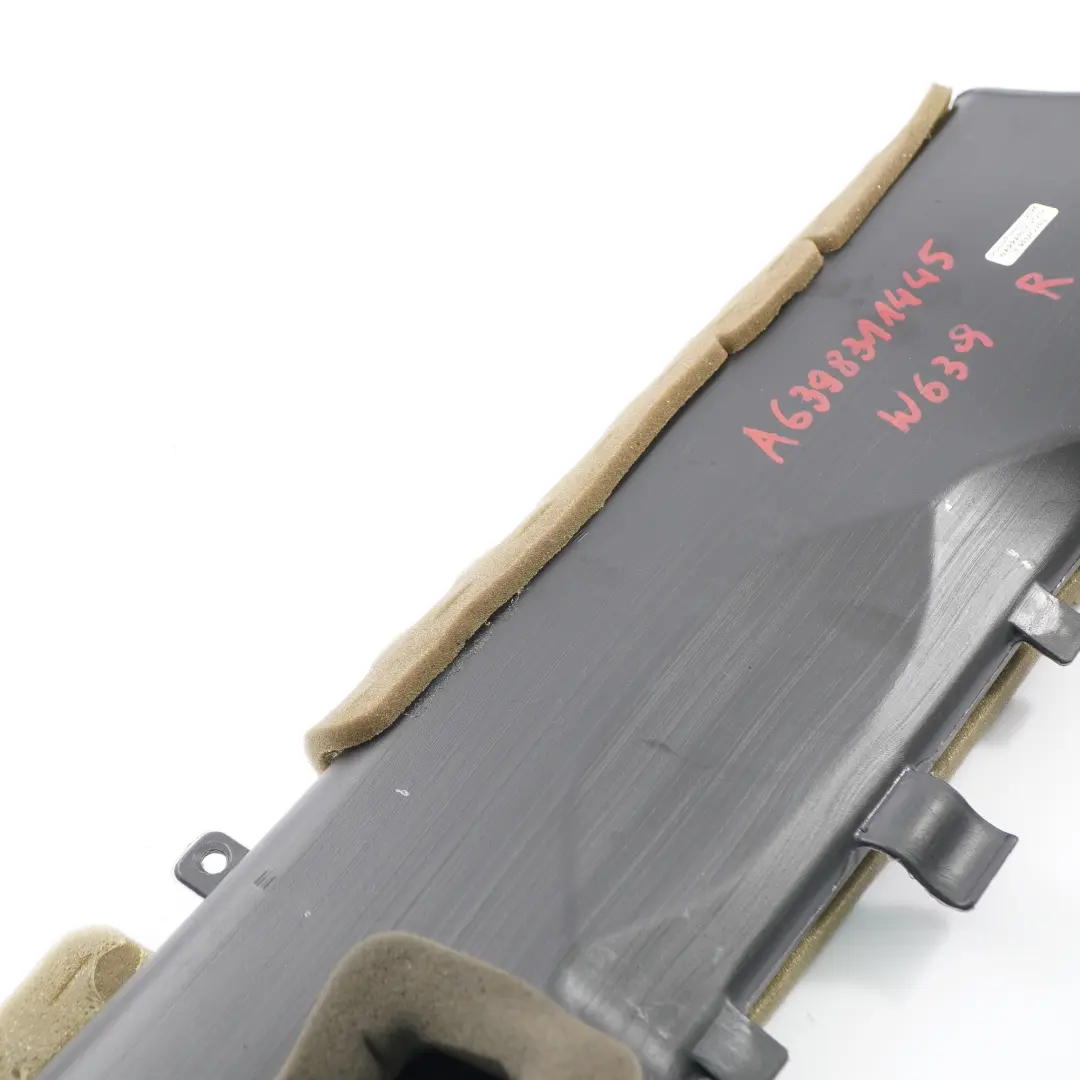  Canale Mercedes W639 Condotto aria tetto posteriore destro Sezione anteriore - SKU A6398311445 - Numero di parte A6398311445