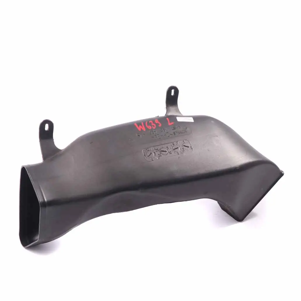 Condotto d'aria Tubo sfiato canale montante D sinistra per Mercedes W639 con numero di parte A6398311945 Mercedes W639 Condotto d'aria Tubo sfiato canale montante D sinistra - SKU A6398311945 - Numero di parte A6398311945