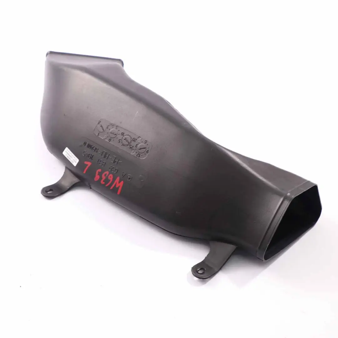 Mercedes W639 Conduit d'air Canal pilier D Tube d'aération gauche - SKU A6398311945 - Numéro de pièce A6398311945