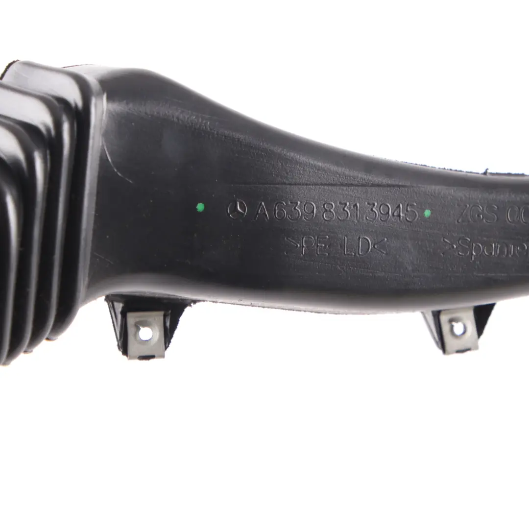 Intake Duct Hose Pipe Left Channel to Mercedes Vito W639 Air with Part number A6398313945 Mercedes Vito W639 Air Intake Duct Hose Pipe Left Channel - SKU A6398313945 - Part number A6398313945