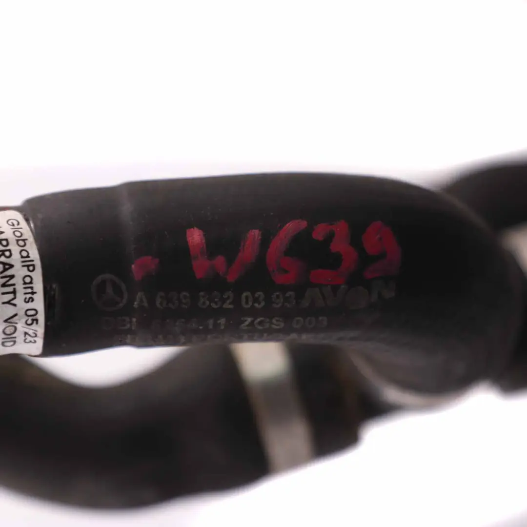 Tubo acqua raffreddamento radiatore per Mercedes Vito Viano W639 con numero di parte A6398320393 Mercedes Vito Viano W639 Tubo acqua raffreddamento radiatore - SKU A6398320393 - Numero di parte A6398320393