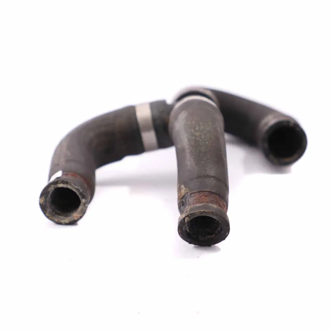 Tuyau d'eau Refroidissement Radiateur pour Mercedes Vito Viano W639 à propos du numéro de pièce A6398320393 Mercedes Vito Viano W639 Tuyau d'eau Refroidissement Radiateur - SKU A6398320393 - Numéro de pièce A6398320393