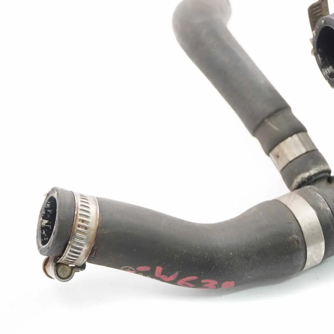 OM646 Tubo flessibile ritorno acqua refrigerante per Mercedes Vito Viano W639 con numero di parte A6398320593 Mercedes Vito Viano W639 OM646 Tubo flessibile ritorno acqua refrigerante - SKU A6398320593 - Numero di parte A6398320593