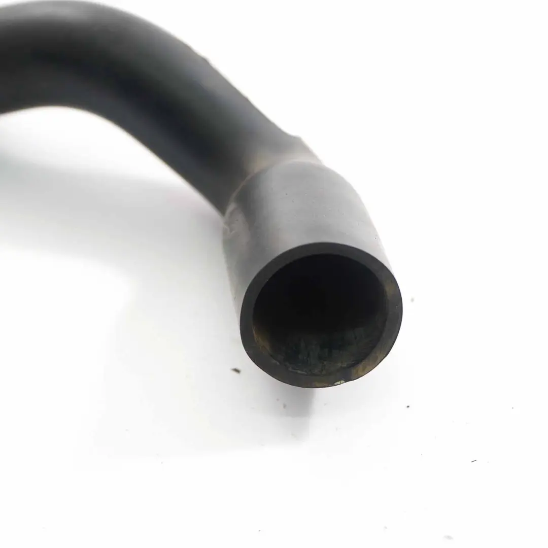 Przewód Wąż Rura Wody do Mercedes W639 o numerze A6398320623 Mercedes W639 Przewód Wąż Rura Wody - SKU A6398320623 - Numer Części A6398320623