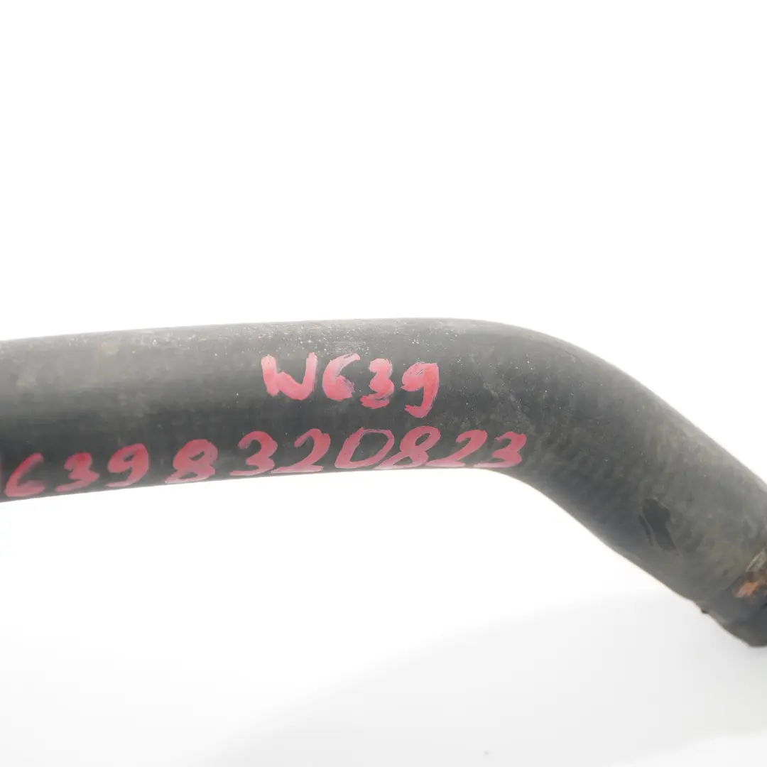 Tuyau d'eau Conduite de refroidissement pour Mercedes Vito Viano W639 à propos du numéro de pièce A6398320823 Mercedes Vito Viano W639 Tuyau d'eau Conduite de refroidissement - SKU A6398320823 - Numéro de pièce A6398320823