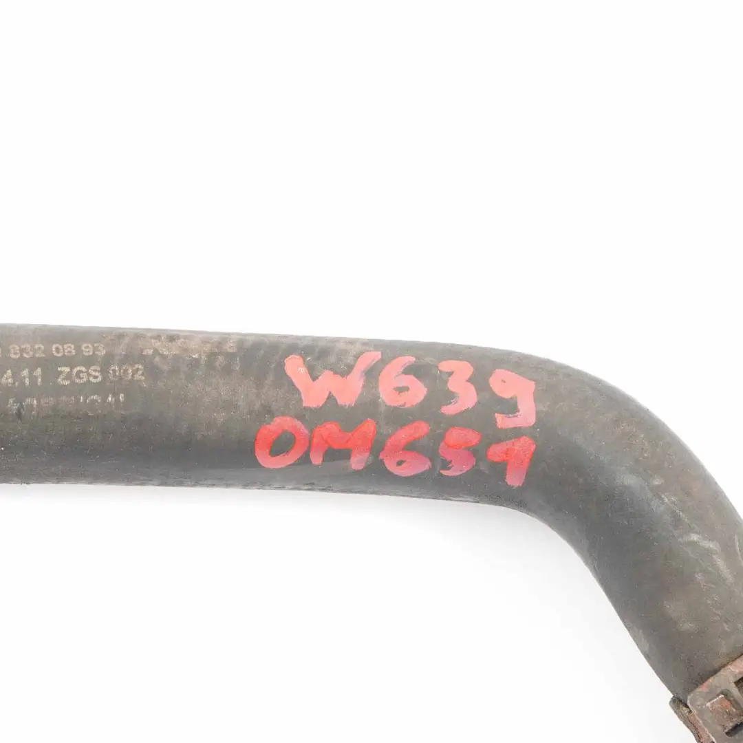 Przewód Wąż Rura Wody do Mercedes Vito W639 o numerze A6398320893 Mercedes Vito W639 Przewód Wąż Rura Wody - SKU A6398320893 - Numer Części A6398320893