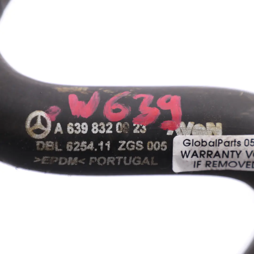 OM646 Intercambiador Calor Agua Refrigerante Tubería para Mercedes W639 con número de pieza A6398320923 Mercedes W639 OM646 Intercambiador Calor Agua Refrigerante Tubería - SKU A6398320923 - Número de pieza A6398320923