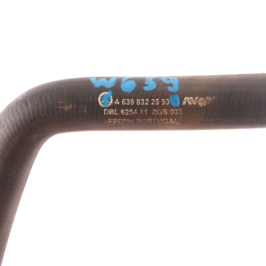 OM646 Intercambiador Calor Manguera Agua Tubería para Mercedes Vito W639 con número de pieza A6398322593 Mercedes Vito W639 OM646 Intercambiador Calor Manguera Agua Tubería - SKU A6398322593 - Número de pieza A6398322593