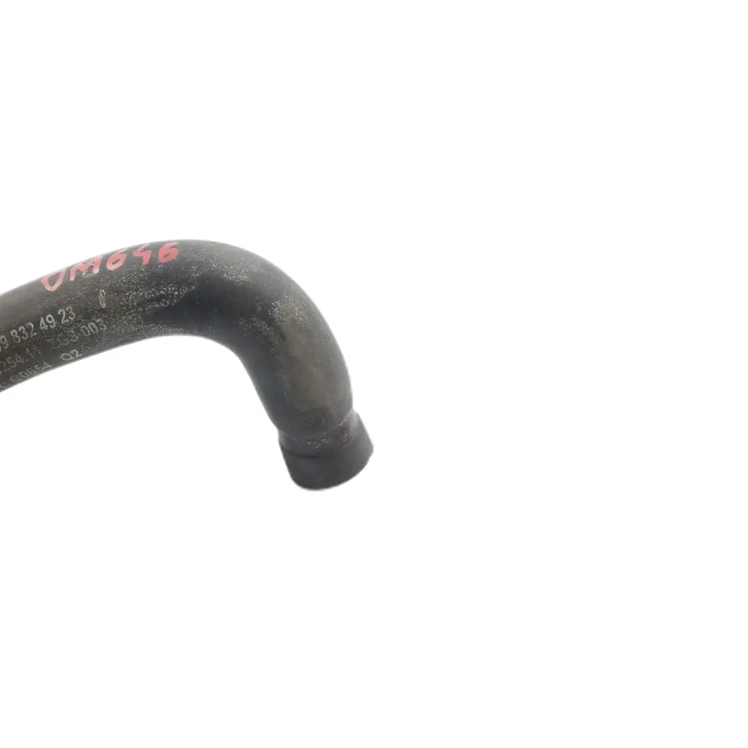 Mercedes Vito W639 Radiatore Tubo Liquido Motore - SKU A6398324923 - Numero di parte A6398324923