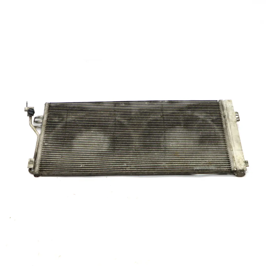 Mercedes W639 condizionata raffreddamento radiatore condensatore A/C - SKU A6398350270 - Numero di parte A6398350270