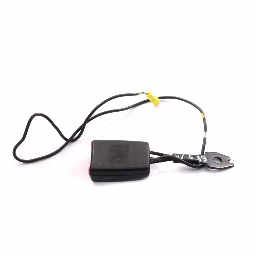 Belt Buckle Latch Front Passenger Seat to Mercedes Vito W639 Seat with Part number A6398600069 Mercedes Vito W639 Seat Belt Buckle Latch Front Passenger Seat - SKU A6398600069 - Part number A6398600069