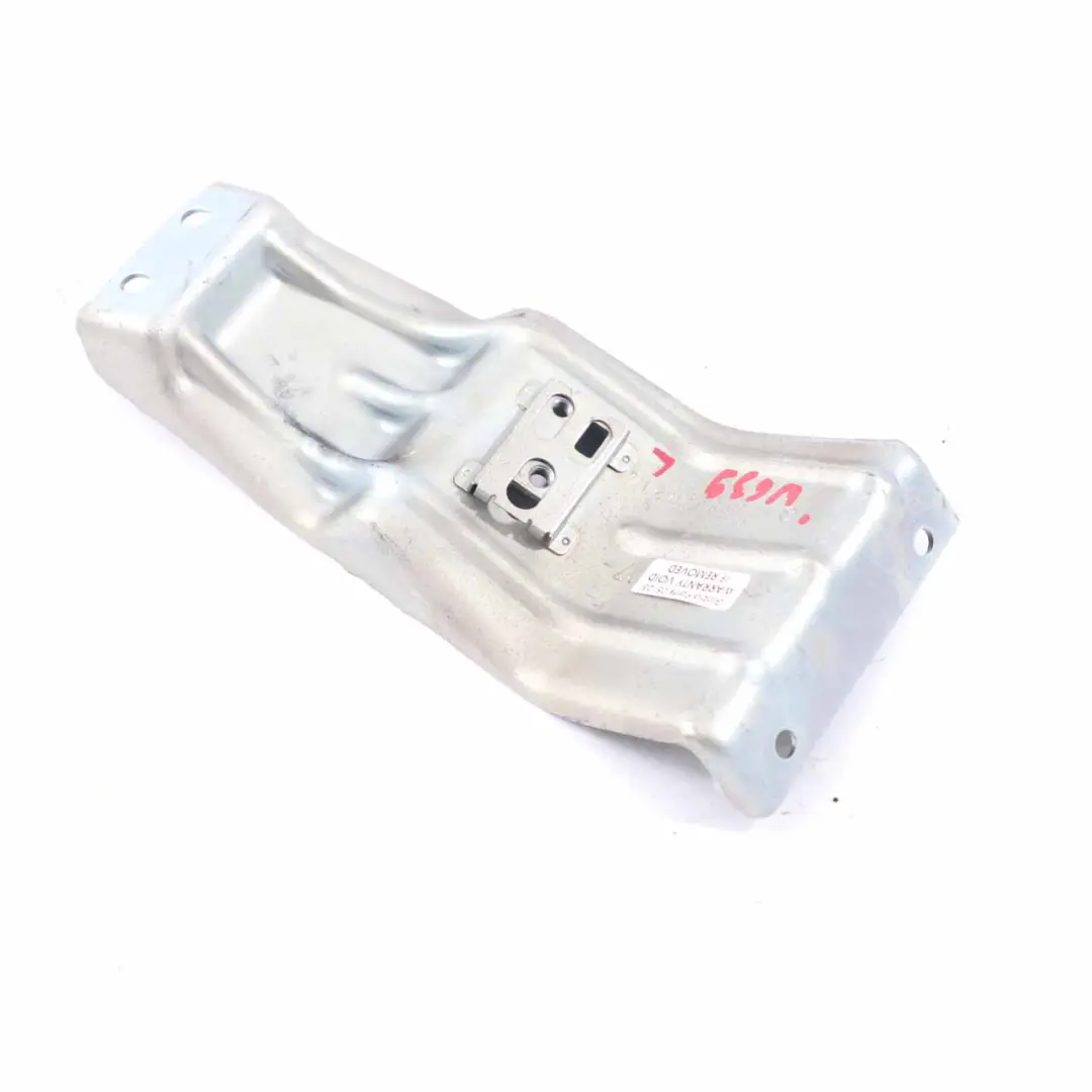 Mercedes W447 W639 Supporto staffa montante C sinistro baule - SKU A6398600214 - Numero di parte A6398600214