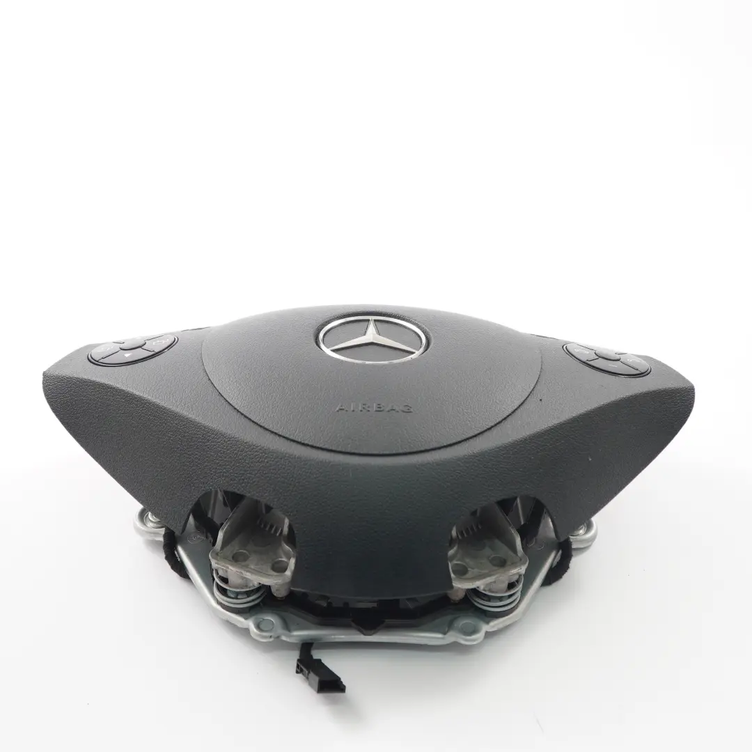 Mercedes Vito W639 Module d'air au volant côté conducteur Noir - SKU A6398600300 - Numéro de pièce A6398600300