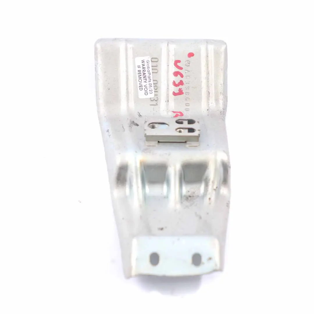 Soporte Techo Mercedes Vito W447 W639 Derecho para con número de pieza A6398600314 Soporte Techo Mercedes Vito W447 W639 Derecho - SKU A6398600314 - Número de pieza A6398600314