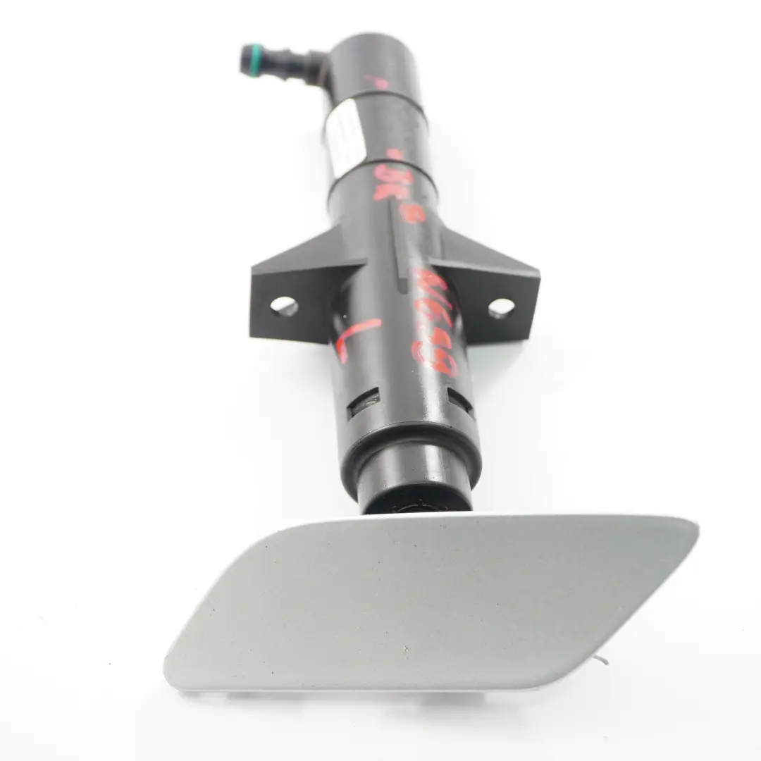 Ugello telescopico lavafari sinistra Argento brillante - 9744 per Mercedes W639 con numero di parte A6398600547 Mercedes W639 Ugello telescopico lavafari sinistra Argento brillante - 9744 - SKU A6398600547-BRS1 - Numero di parte A6398600547