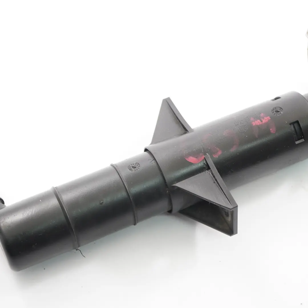 lave-phares bec télescopique gauche argent brillant - 9744 pour Mercedes W639 à propos du numéro de pièce A6398600547 Mercedes W639 lave-phares bec télescopique gauche argent brillant - 9744 - SKU A6398600547-BRS1 - Numéro de pièce A6398600547