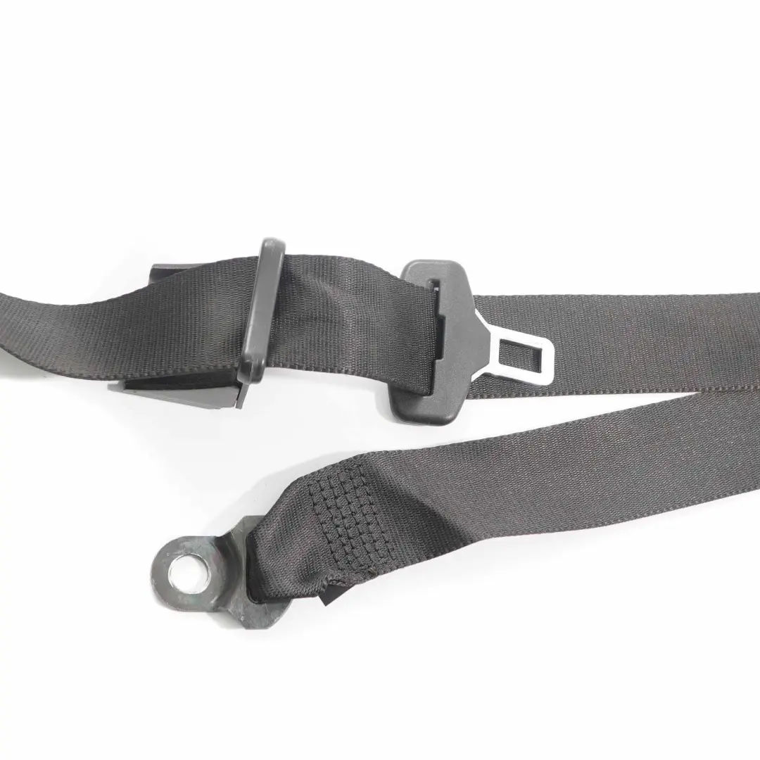 Ceinture sécurité arrière gauche droite pour Mercedes Vito Viano W639 à propos du numéro de pièce A6398600985 Mercedes Vito Viano W639 Ceinture sécurité arrière gauche droite - SKU A6398600985 - Numéro de pièce A6398600985