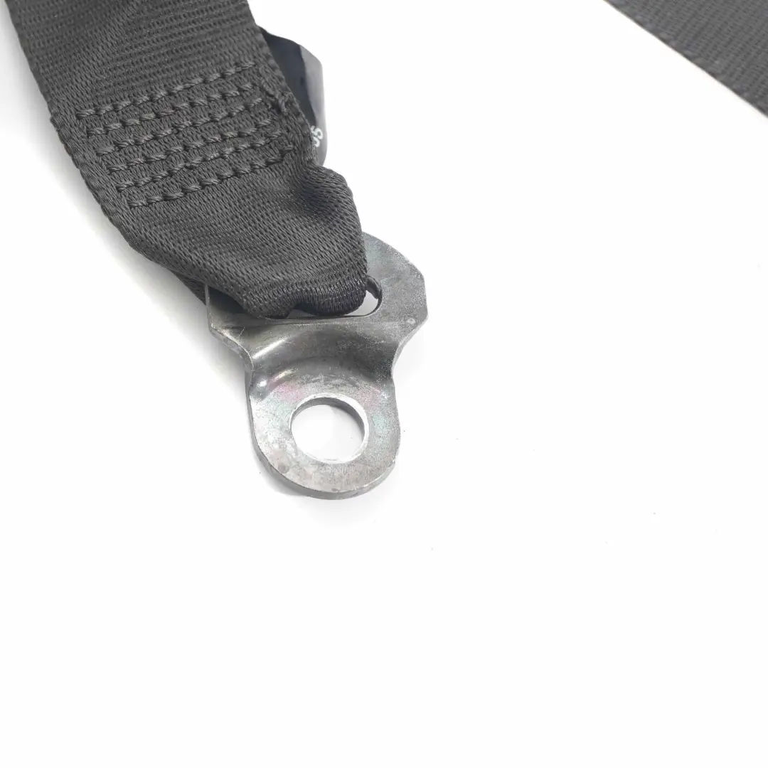 Ceinture sécurité arrière gauche droite pour Mercedes Vito Viano W639 à propos du numéro de pièce A6398600985 Mercedes Vito Viano W639 Ceinture sécurité arrière gauche droite - SKU A6398600985 - Numéro de pièce A6398600985