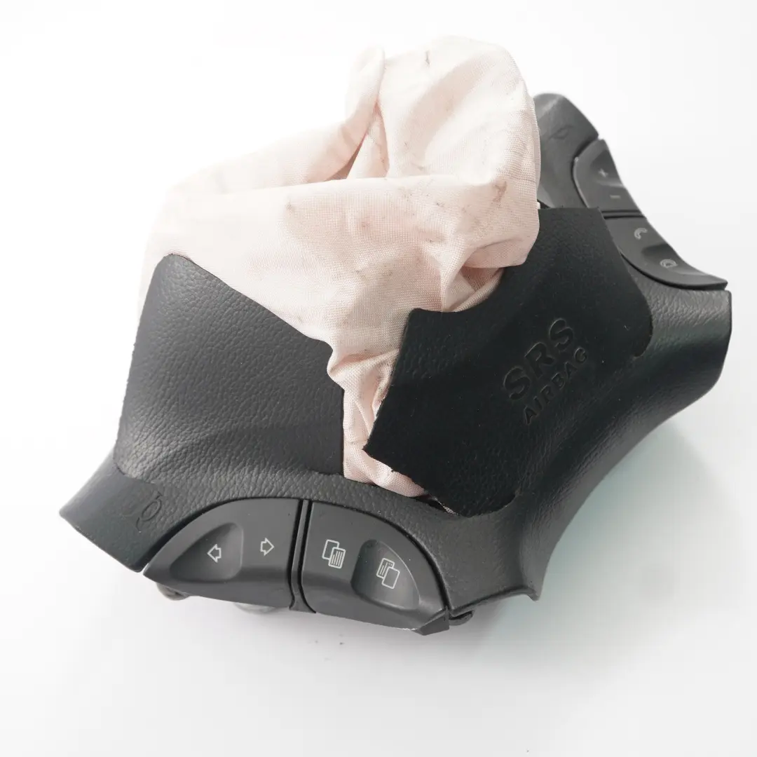 Poduszka Airbag Kierowcy Wystrzelona do Mercedes Vito W639 o numerze A6398601902 Mercedes Vito W639 Poduszka Airbag Kierowcy Wystrzelona - SKU A6398601902-1 - Numer Części A6398601902