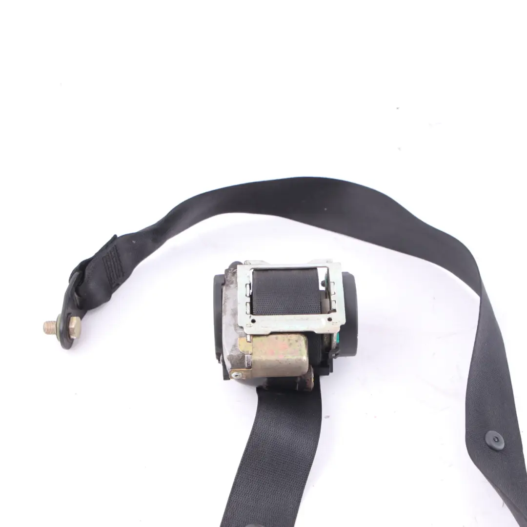 Ceinture de securite avant droite noire pour Mercedes Vito W639 à propos du numéro de pièce A6398603785 Mercedes Vito W639 Ceinture de securite avant droite noire - SKU A6398603785 - Numéro de pièce A6398603785