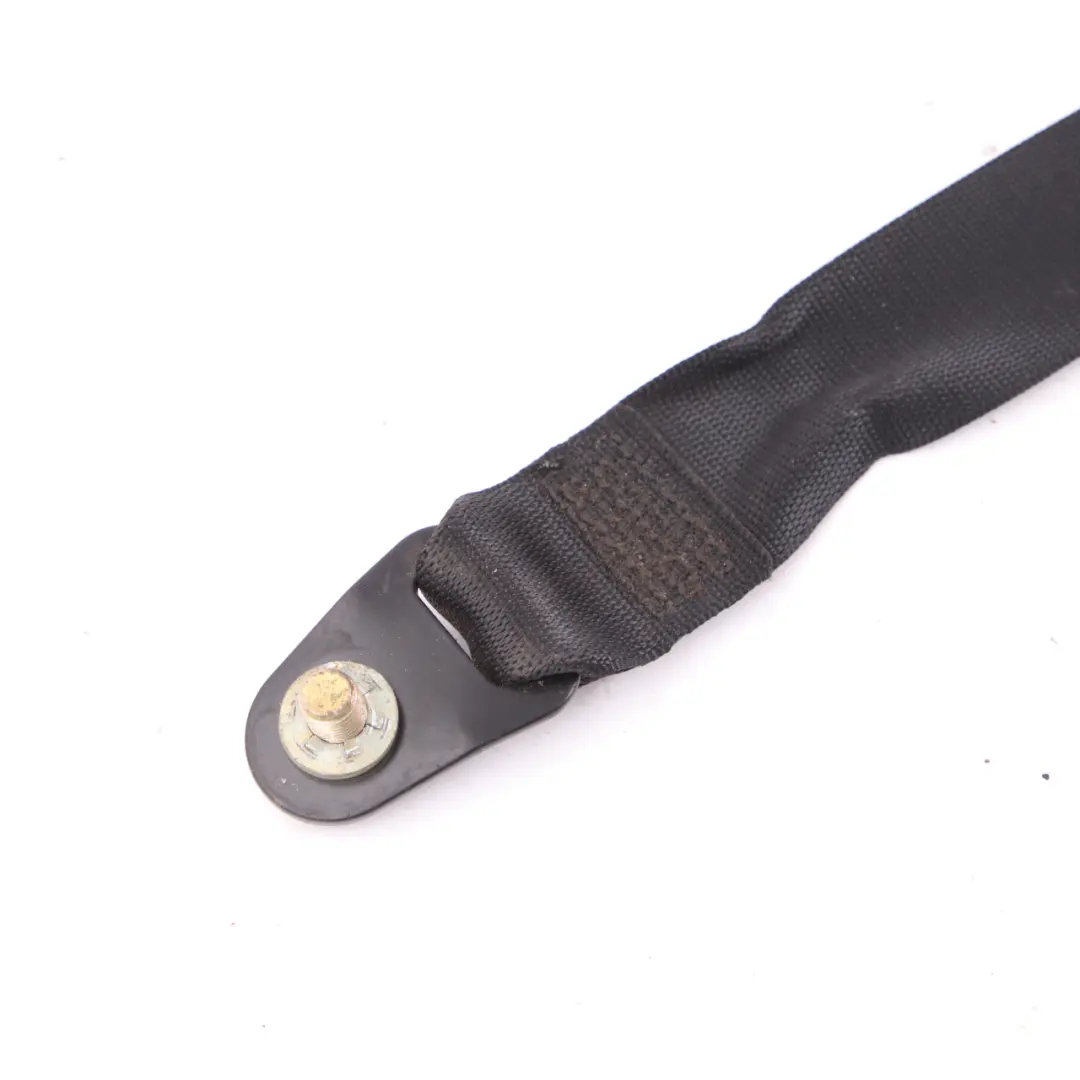 Ceinture de securite avant droite noire pour Mercedes Vito W639 à propos du numéro de pièce A6398603785 Mercedes Vito W639 Ceinture de securite avant droite noire - SKU A6398603785 - Numéro de pièce A6398603785