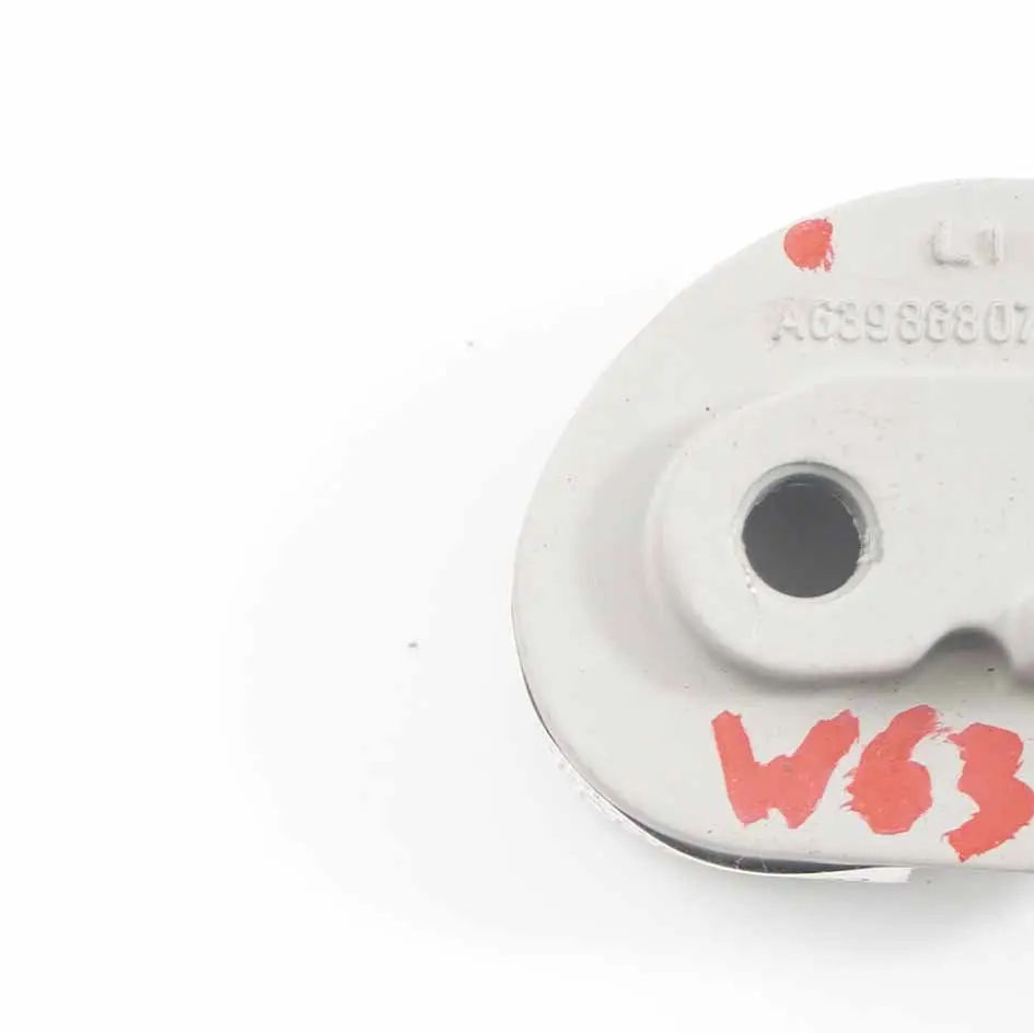 Filet Coffre Bagages Crochet Fixation Support Montage Gauche pour Mercedes Vito W639 à propos du numéro de pièce A6398680714 Mercedes Vito W639 Filet Coffre Bagages Crochet Fixation Support Montage Gauche - SKU A6398680714 - Numéro de pièce A6398680714