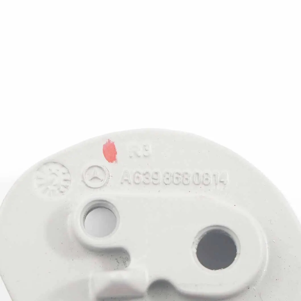 Kofferraum Cargo Gepäckhaken Öse Clip Halterung Rechts für Mercedes Vito W639 mit Teilenummer A6398680814 Mercedes Vito W639 Kofferraum Cargo Gepäckhaken Öse Clip Halterung Rechts - SKU A6398680814 - Teilenummer A6398680814