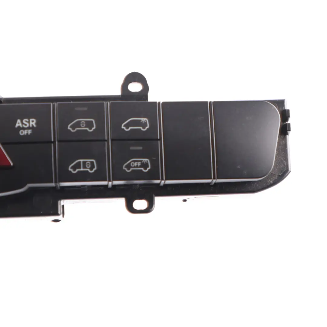 Interruttore Pannello Block ASR Luci Pericolo per Mercedes Vito W639 con numero di parte A6398701910 Mercedes Vito W639 Interruttore Pannello Block ASR Luci Pericolo - SKU A6398701910-3 - Numero di parte A6398701910