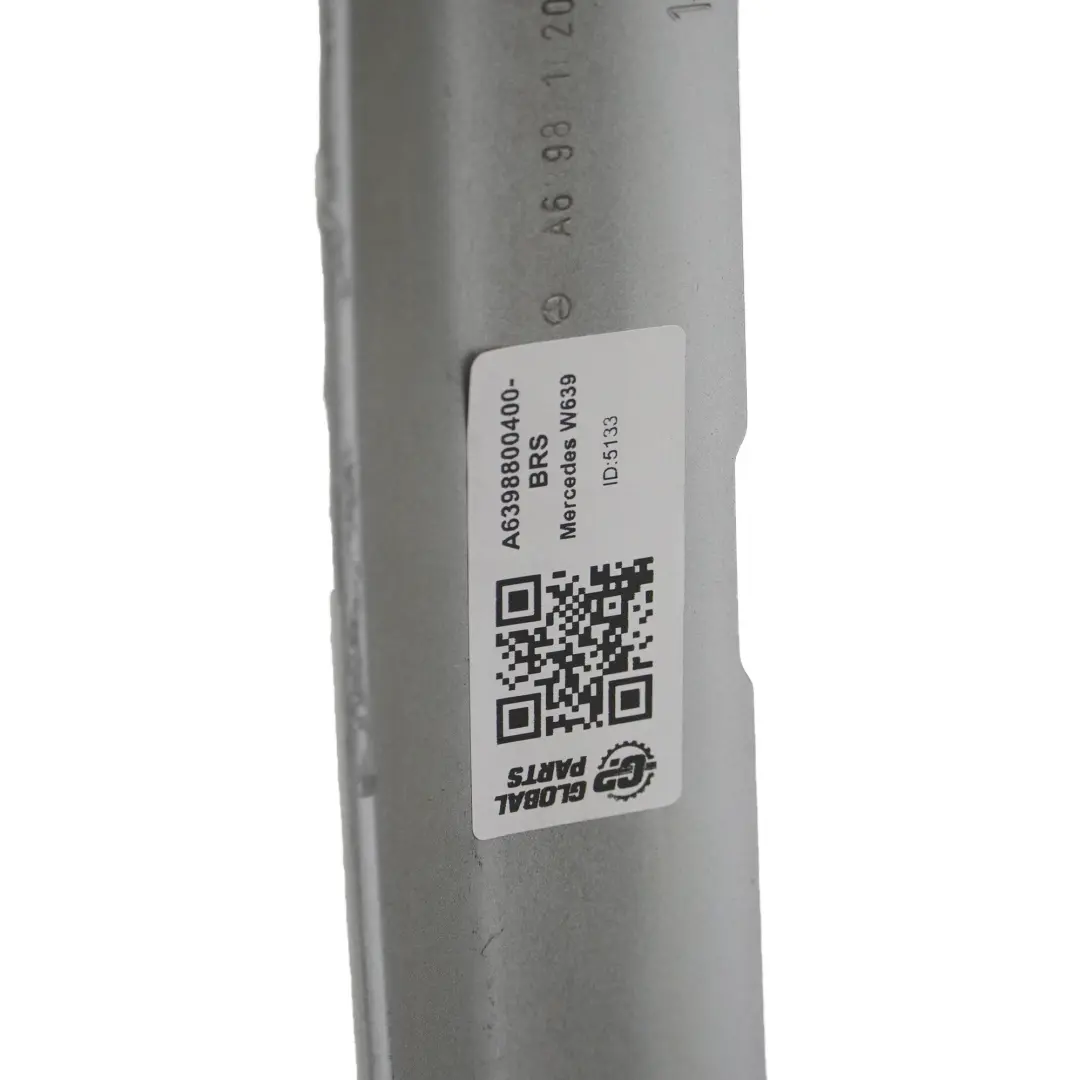 Panneau d'aile avant gauche Brilliant Silver - 9477 pour Mercedes Vito W639 à propos du numéro de pièce A6398800400 Mercedes Vito W639 Panneau d'aile avant gauche Brilliant Silver - 9477 - SKU A6398800400-BRS - Numéro de pièce A6398800400