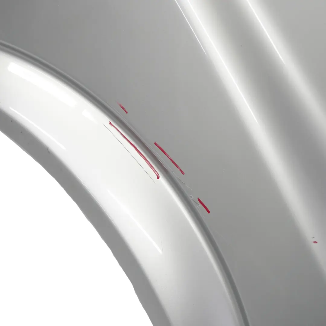 Pannello alare anteriore destro Argento Brillante - 9477 per Mercedes Vito W639 con numero di parte A6398800500 Mercedes Vito W639 Pannello alare anteriore destro Argento Brillante - 9477 - SKU A6398800500-BRS - Numero di parte A6398800500