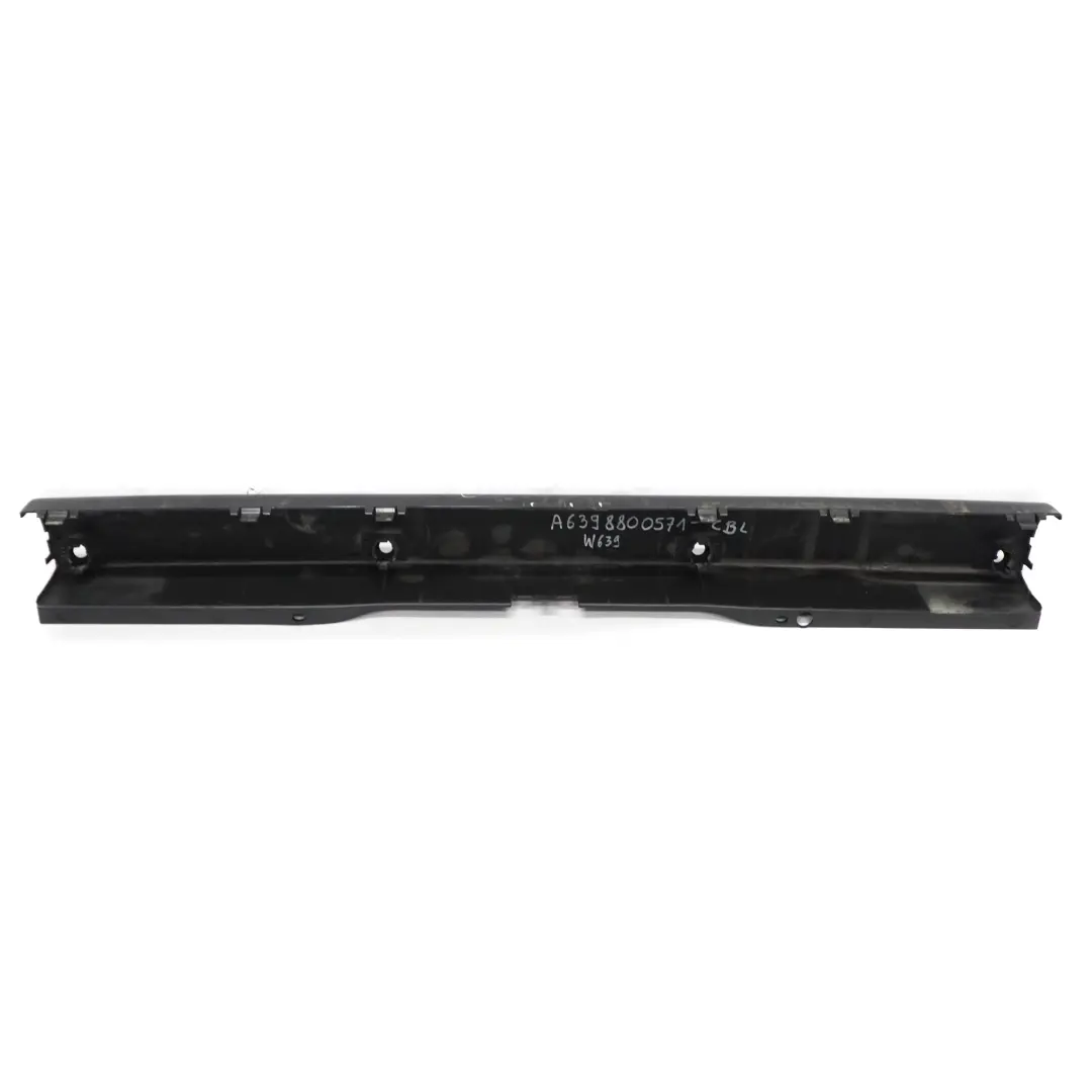 Mercedes Vito W639 Support de fixation pour pare-chocs arrière Carbon Noir 040 - SKU A6398800571-CBL - Numéro de pièce A6398800571