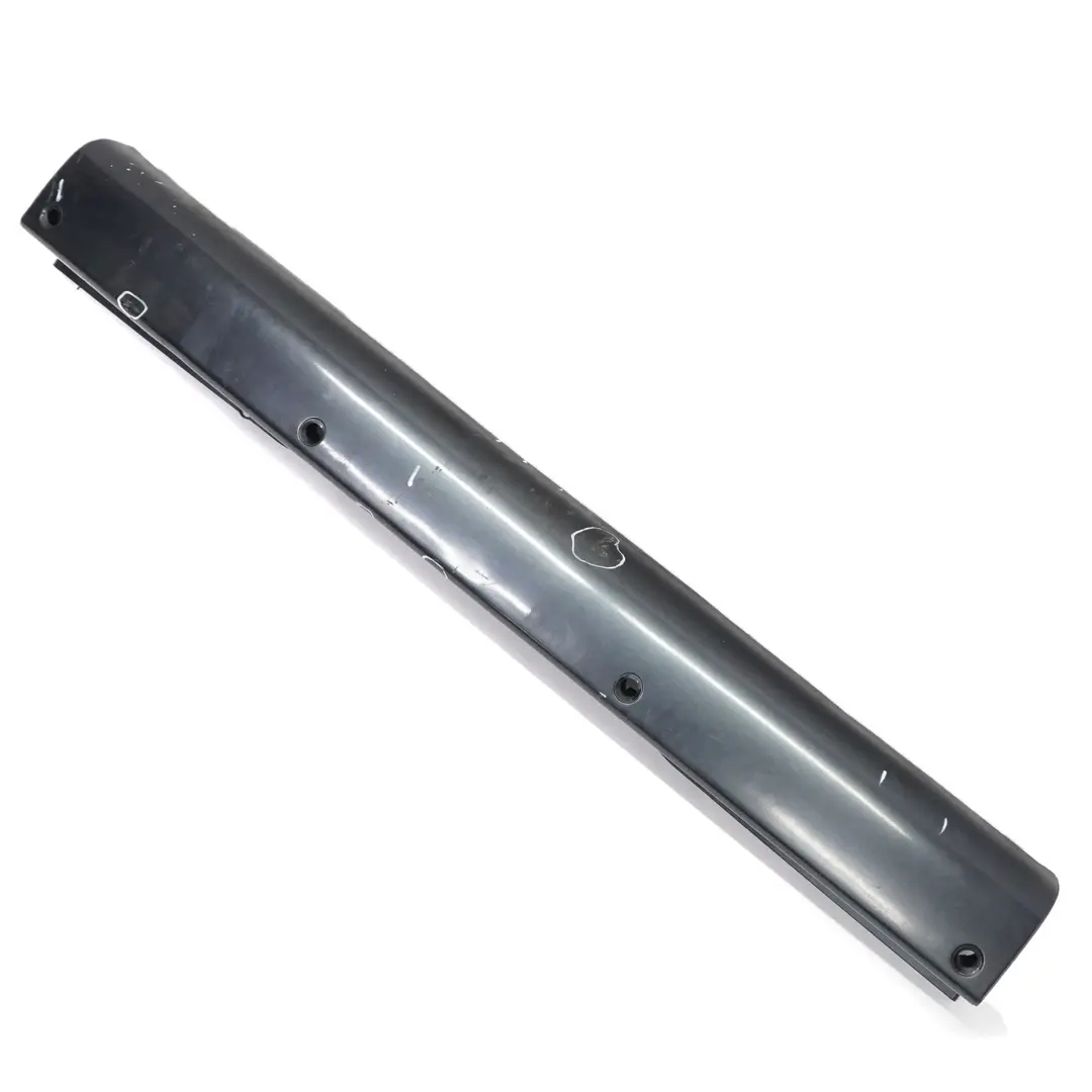 Mercedes Vito W639 Support de fixation pour pare-chocs arrière Carbon Noir 040 - SKU A6398800571-CBL - Numéro de pièce A6398800571