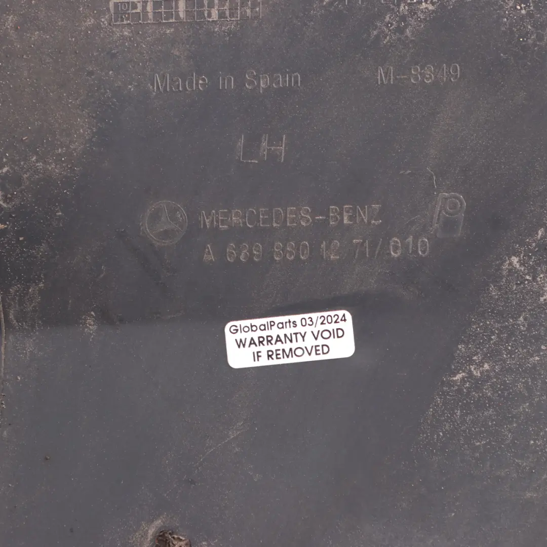 Embellecedor De Parachoques Trasero Izquierdo para Mercedes Vito W639 con número de pieza A6398801271 Mercedes Vito W639 Embellecedor De Parachoques Trasero Izquierdo - SKU A6398801271 - Número de pieza A6398801271