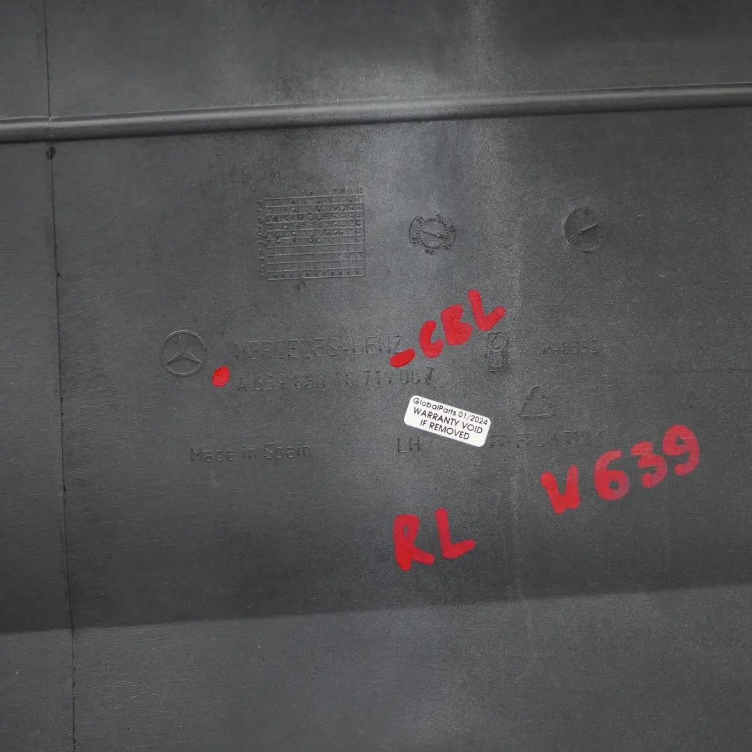 Paraurti posteriore sinistro Pannello Carbon Black 040 per Mercedes Vito W639 con numero di parte A6398801671 Mercedes Vito W639 Paraurti posteriore sinistro Pannello Carbon Black 040 - SKU A6398801671-CBL - Numero di parte A6398801671