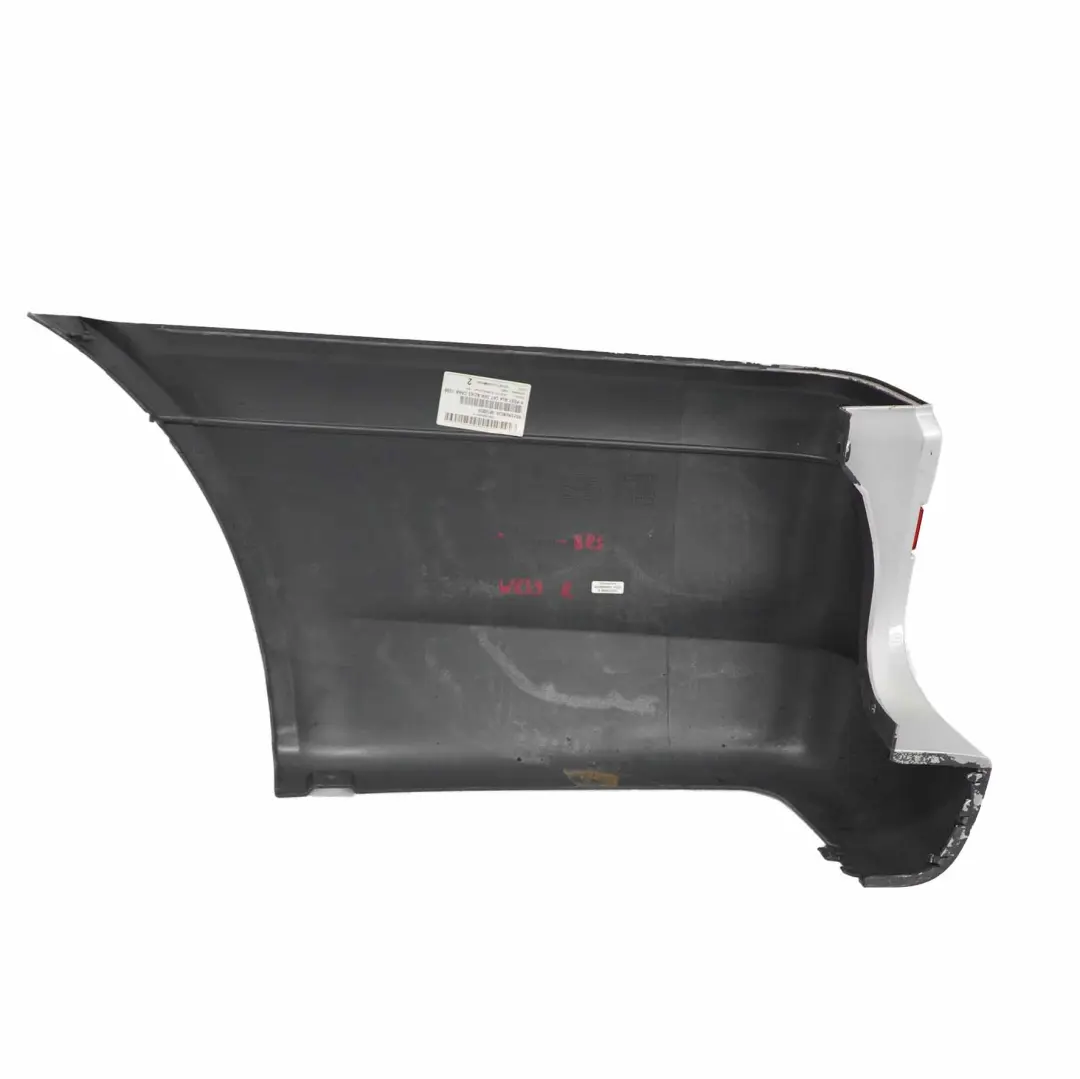 Parachoques Trasero Derecho Esquina Lateral Brilliant Silver para Mercedes Vito W639 con número de pieza A6398801771 Mercedes Vito W639 Parachoques Trasero Derecho Esquina Lateral Brilliant Silver - SKU A6398801771-BRS - Número de pieza A6398801771