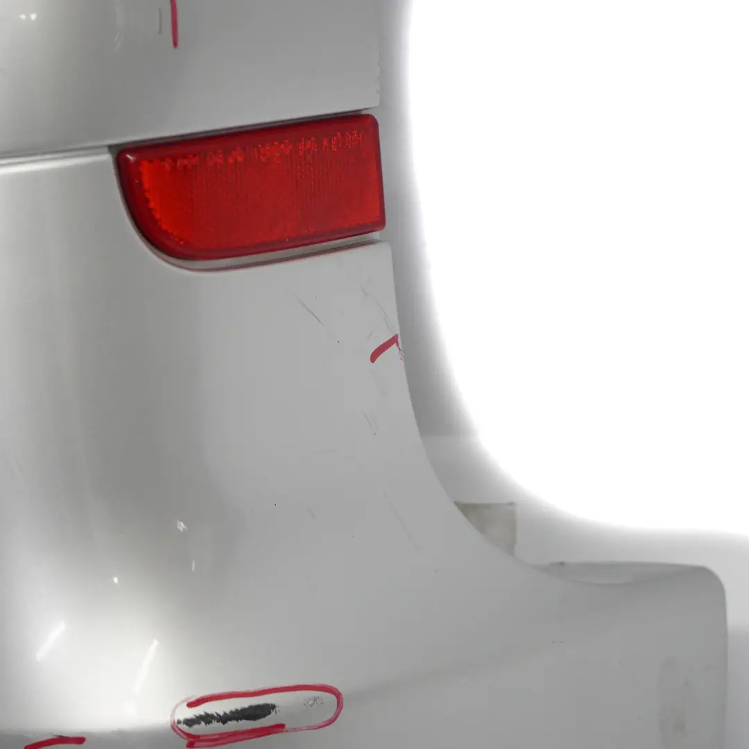 Narożnik Osłona Zderzaka Lewa Brilliant Silver - 9744 do Mercedes Vito W639 o numerze A6398801871 Mercedes Vito W639 Narożnik Osłona Zderzaka Lewa Brilliant Silver - 9744 - SKU A6398801871-BRS1 - Numer Części A6398801871