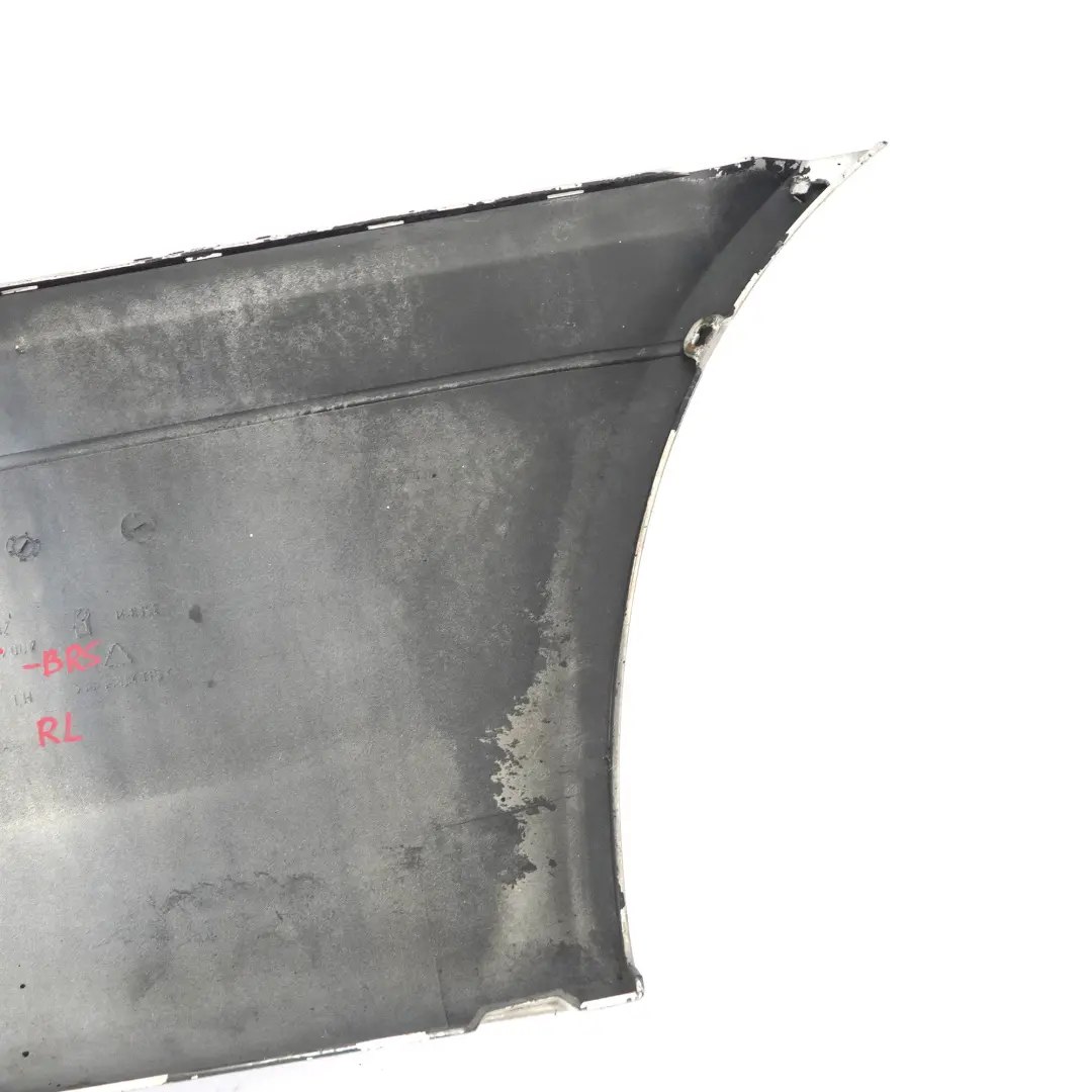 Stoßstange hinten links Eckverkleidung Brillant Silber - 9744 für Mercedes Vito W639 mit Teilenummer A6398801871 Mercedes Vito W639 Stoßstange hinten links Eckverkleidung Brillant Silber - 9744 - SKU A6398801871-BRS - Teilenummer A6398801871