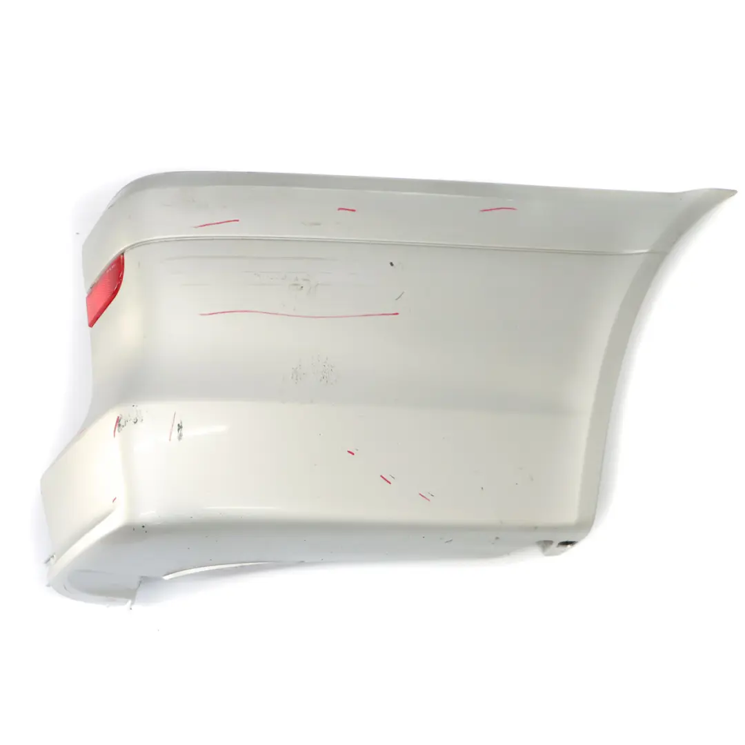 Parachoques Trasero Derecho Esquina Plata Brillante - 9744 para Mercedes Vito W639 con número de pieza A6398806271 Mercedes Vito W639 Parachoques Trasero Derecho Esquina Plata Brillante - 9744 - SKU A6398806271-BRS - Número de pieza A6398806271