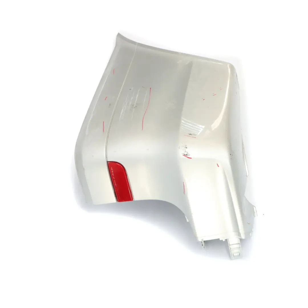 Paraurti Posteriore destro Angolare Argento Brillante 9744 per Mercedes Vito W639 con numero di parte A6398806271 Mercedes Vito W639 Paraurti Posteriore destro Angolare Argento Brillante 9744 - SKU A6398806271-BRS - Numero di parte A6398806271