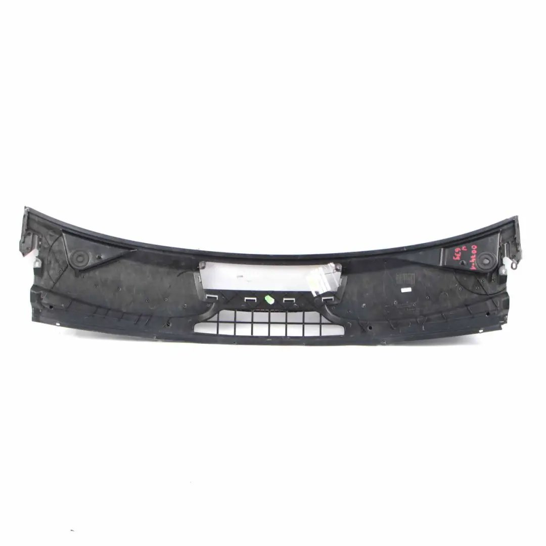 Frontplatte Windschutzscheibe Scuttle Abdeckung Trim für Mercedes W639 mit Teilenummer A6398840074 Mercedes W639 Frontplatte Windschutzscheibe Scuttle Abdeckung Trim - SKU A6398840074-1 - Teilenummer A6398840074