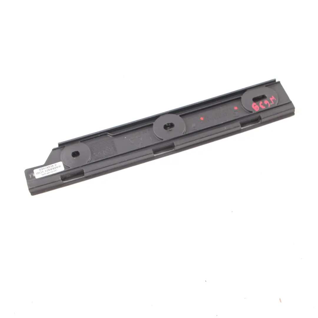 Mercedes W639 Staffa paraurti posteriore sinistra Striscia montaggio - SKU A6398850156 - Numero di parte A6398850156