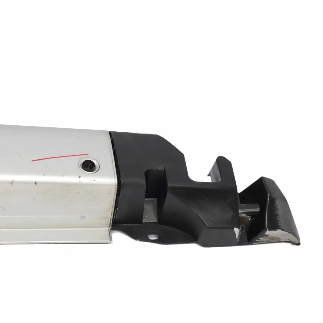 Soporte central para parachoques trasero Mercedes Vito W639 para con número de pieza A6398851725 Soporte central para parachoques trasero Mercedes Vito W639 - SKU A6398851725-BRS - Número de pieza A6398851725