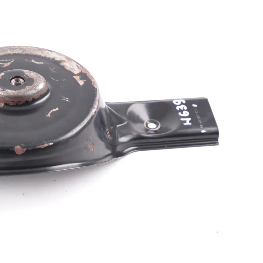 Mercedes Vito W639 W447 Support de roue de secours - SKU A6398900210 - Numéro de pièce A6398900210