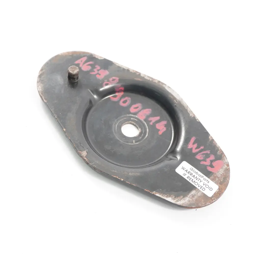  Support roue secours Mercedes W639 W447 Support montage - SKU A6398900814 - Numéro de pièce A6398900814