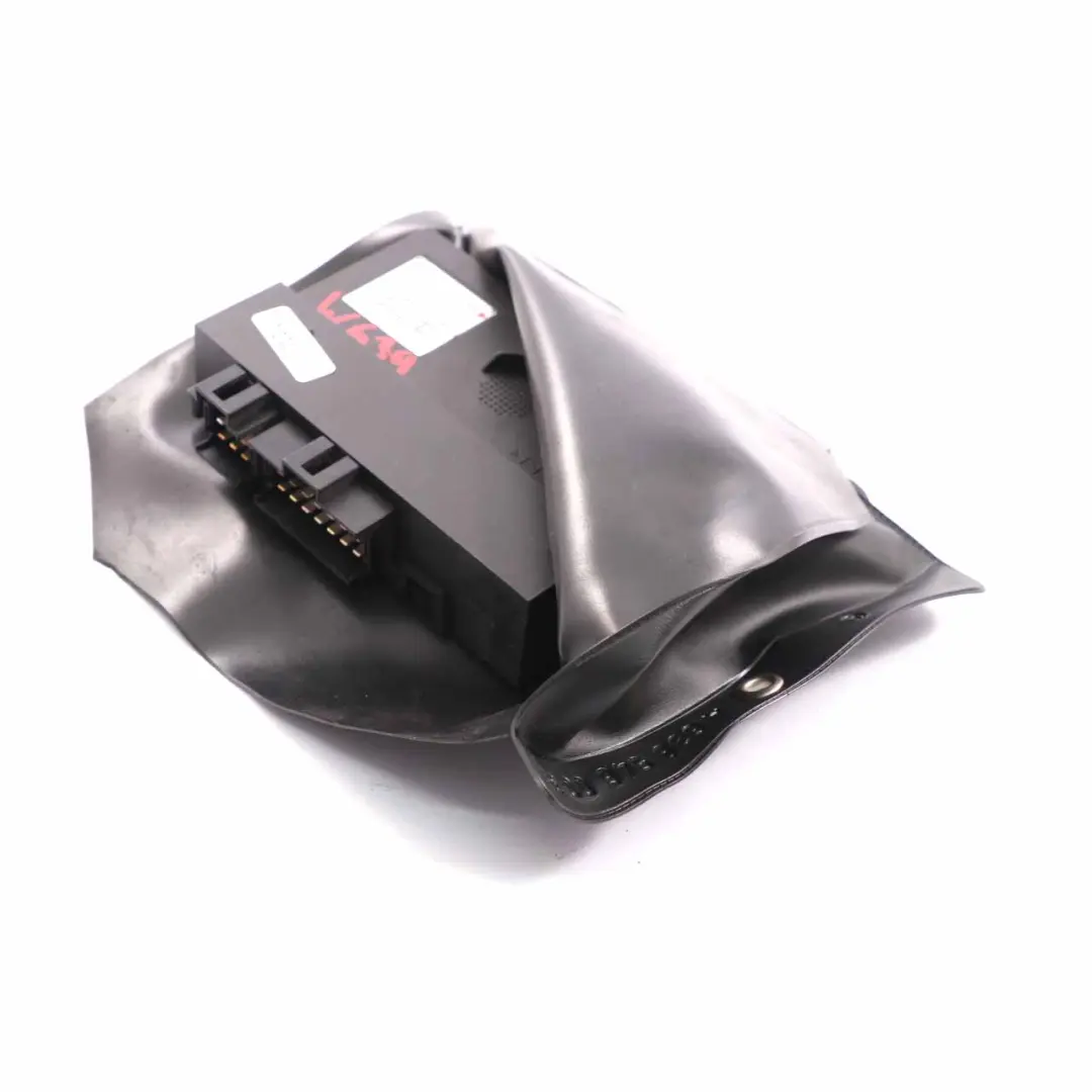 Side Sliding Door Control Unit Module ECU to Mercedes Vito Viano W639 with Part number A6399000300 Mercedes Vito Viano W639 Side Sliding Door Control Unit Module ECU - SKU A6399000300 - Part number A6399000300