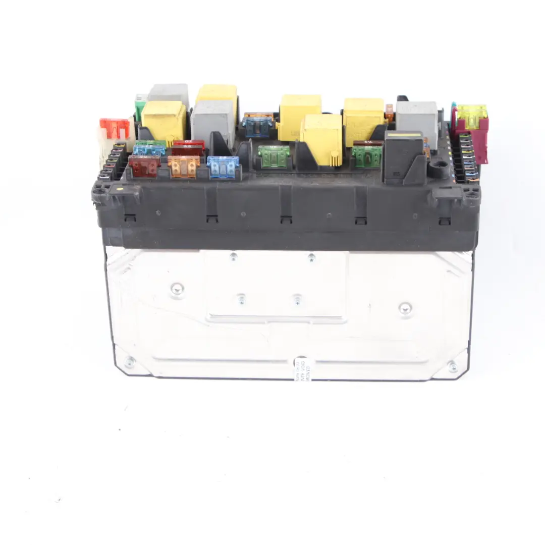 Boîte à fusibles contrôle des relais Module SAM avant pour Mercedes W639 à propos du numéro de pièce A6399000800 Mercedes W639 Boîte à fusibles contrôle des relais Module SAM avant - SKU A6399000800 - Numéro de pièce A6399000800