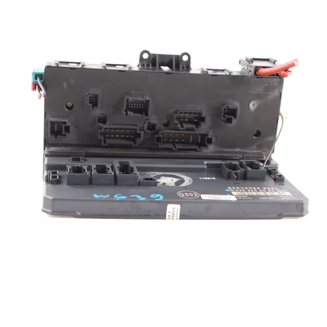 Caja de Fusibles Relé Unidad de Control Módulo SAM Delantero para Mercedes Vito W639 con número de pieza A6399000800 Mercedes Vito W639 Caja de Fusibles Relé Unidad de Control Módulo SAM Delantero - SKU A6399000800 - Número de pieza A6399000800